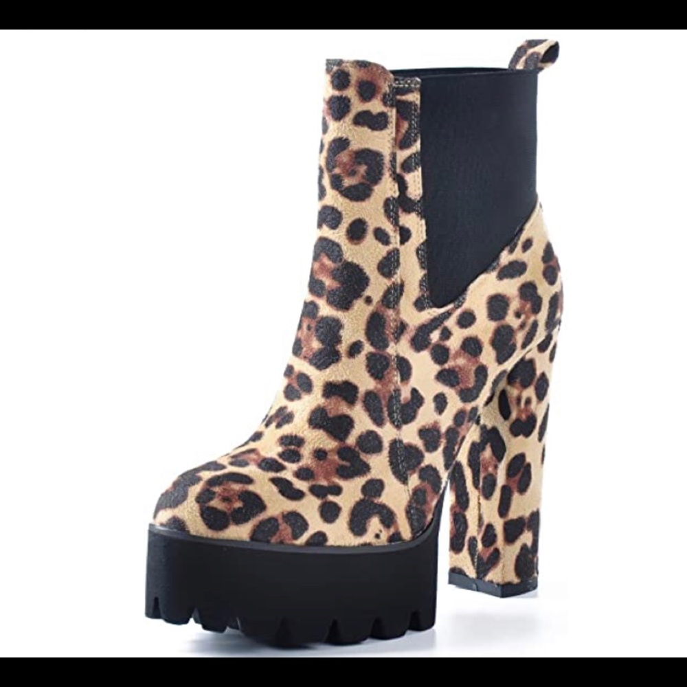 Round Toe Chunky High Heel Pull on Ankle Booties